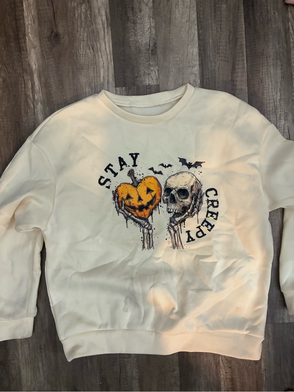 Stay Creepy Halloween Graphic Sweatshirt - Cream